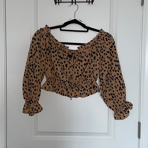 *SOLD* Forever 21 Animal Print Crop Top - Picture 2 of 7